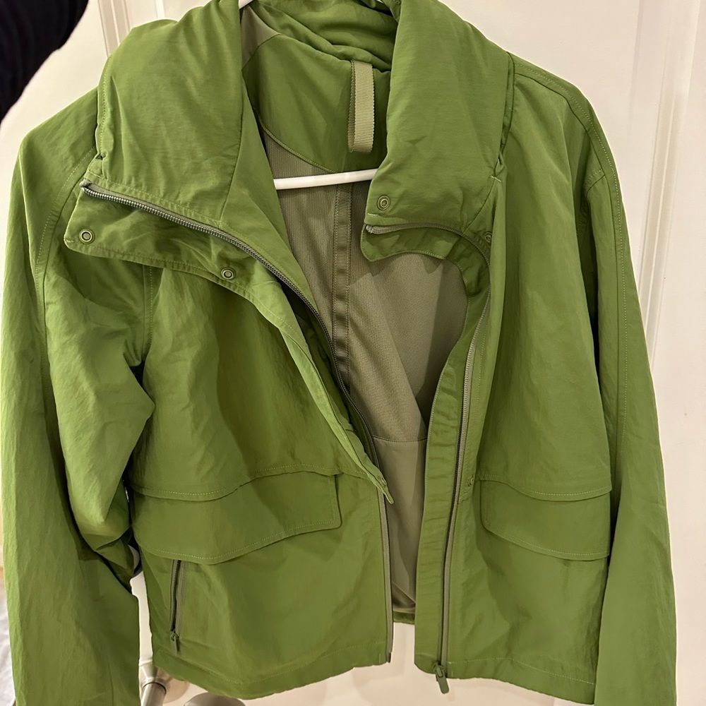 Lululemon woman jacket